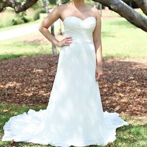Sweetheart Gowns Wedding Dress – Strapless Sweetheart Neckline, Ruffle Back